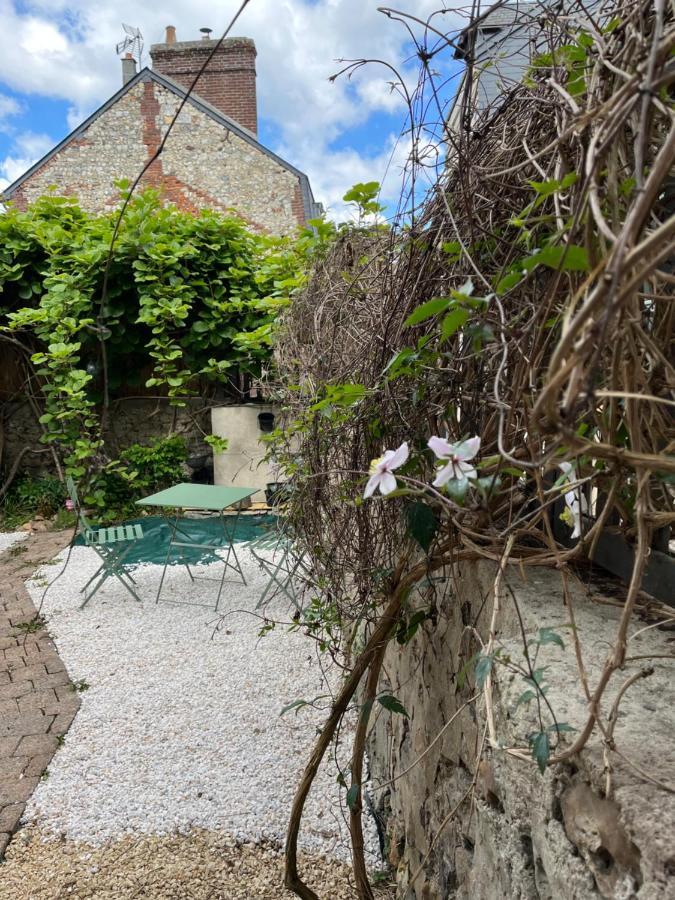 オンフルール Ma Boheme - Jardin En Centre Historiqueヴィラ エクステリア 写真